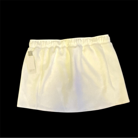All in Motion White Athletic Skirt soft, comfy material - pickleball/ tennis - Picture 2 of 5
